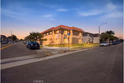 1501 Huntington Street, Huntington Beach, CA 92648 - Photo 1