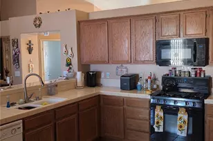 21224 Vidal Ct, Apple Valley, CA 92308 - Photo 6