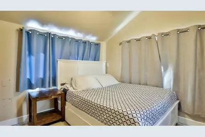 138 Green Oaks Drive, Riverside, CA 92507 - Photo 52