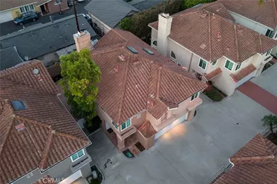 208 Calabria Court, Costa Mesa, CA 92627 - Photo 44