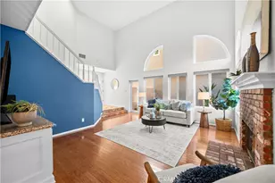 208 Calabria Ct, Costa Mesa, CA 92627 - Photo 2