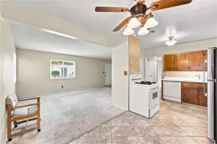 220 Knox Pl, Costa Mesa, CA 92627 - Photo 16