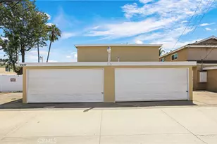 2937 Mendoza Dr, Costa Mesa, CA 92626 - Photo 32
