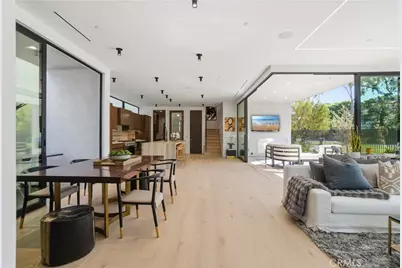 400 Heliotrope, Corona del Mar, CA 92625 - Photo 4