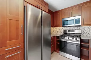 549 N Springbrook, Irvine, CA 92614 - Photo 10