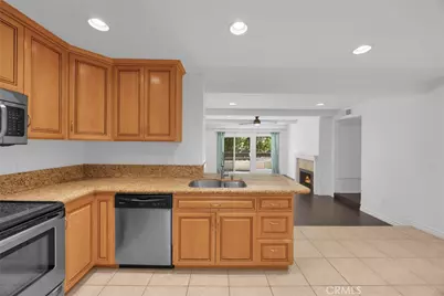21372 Brookhurst #526, Huntington Beach, CA 92646 - Photo 14
