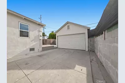 5032 S Wilton Place, Los Angeles, CA 90062 - Photo 22