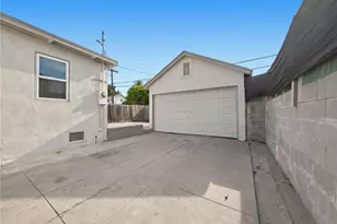 5032 S Wilton Pl, Los Angeles, CA 90062 - Photo 22