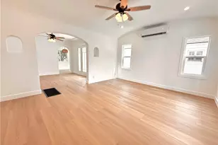 6072 Myrtle Ave, Long Beach, CA 90805 - Photo 6