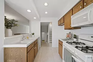 5455 Sylmar, Sherman Oaks, CA 91401 - Photo 8