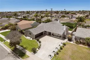 17571 Wrightwood, Huntington Beach, CA 92649 - Photo 26