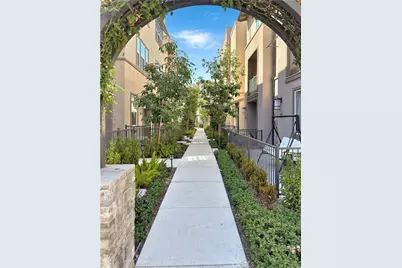 61 Sanctuary, Mission Viejo, CA 92692 - Photo 6