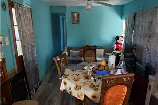 211 Monaco, Santa Ana, CA 92703 - Photo 16