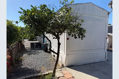 211 Monaco #54, Santa Ana, CA 92703 - Photo 4