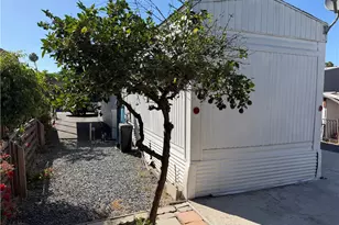 211 Monaco, Santa Ana, CA 92703 - Photo 4