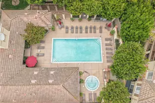 251 Gallery, Tustin, CA 92782 - Photo 4