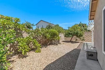 6111 Leyte, Cypress, CA 90630 - Photo 32