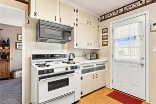 1807 W Broadway, Anaheim, CA 92804 - Photo 8