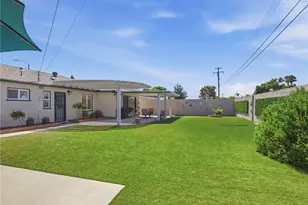1807 W Broadway, Anaheim, CA 92804 - Photo 34