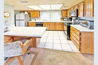 11386 Ivory Avenue, Fountain Valley, CA 92708 - Photo 12