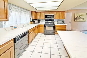 11386 Ivory Ave, Fountain Valley, CA 92708 - Photo 10
