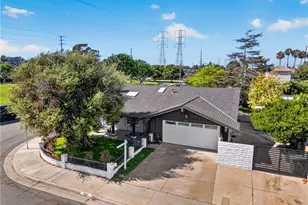 8661 Brookside Dr, Huntington Beach, CA 92646 - Photo 36