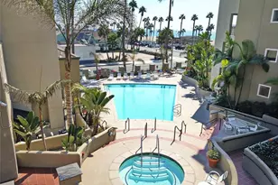 200 Pacific Coast Hwy, Huntington Beach, CA 92648 - Photo 4