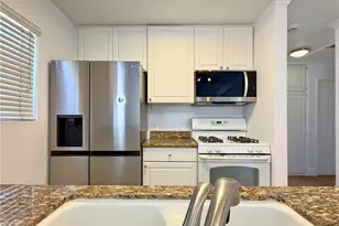 729 S Knott, Anaheim, CA 92804 - Photo 12