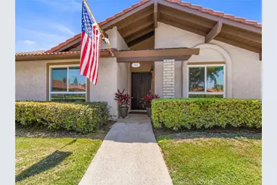 812 Martinique, Placentia, CA 92870 - Photo 2