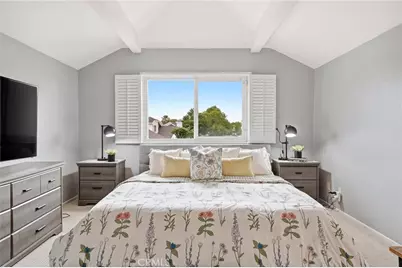 11 Shadowleaf, Irvine, CA 92614 - Photo 16