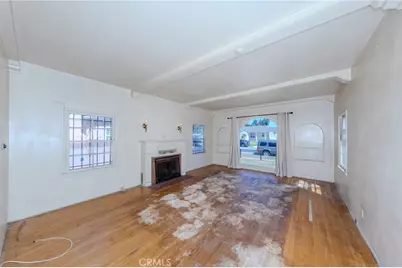 4076 Liberty Boulevard, South Gate, CA 90280 - Photo 6