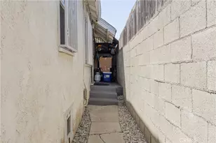 1631 W 38th, Los Angeles, CA 90062 - Photo 16