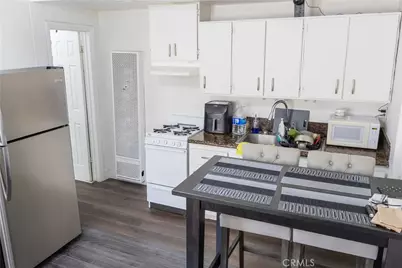1631 W 38th, Los Angeles, CA 90062 - Photo 12