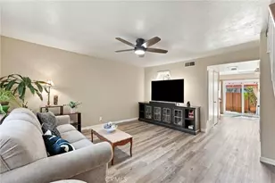 22754 Madrid, Lake Forest, CA 92630 - Photo 4
