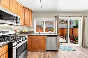 22754 Madrid, Lake Forest, CA 92630 - Photo 10