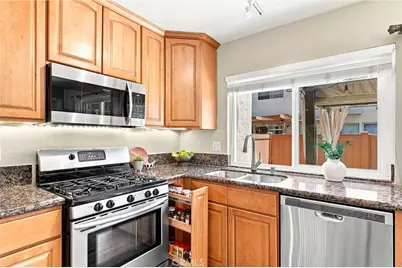 22754 Madrid, Lake Forest, CA 92630 - Photo 12