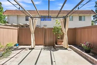 22754 Madrid, Lake Forest, CA 92630 - Photo 16