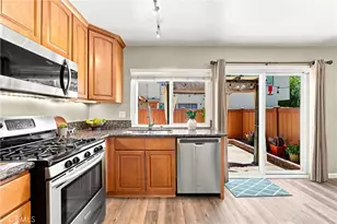 22754 Madrid, Lake Forest, CA 92630 - Photo 10