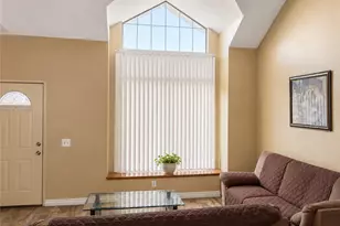 14571 Long View, Fontana, CA 92337 - Photo 2