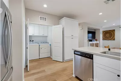 3320 W Mirano, Anaheim, CA 92801 - Photo 28
