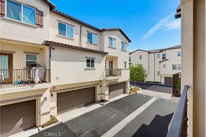 3320 W Mirano, Anaheim, CA 92801 - Photo 32