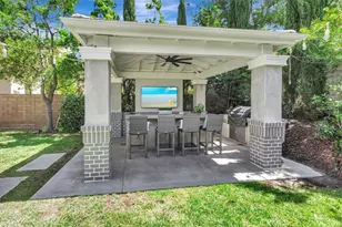 142 Yellow Daisy, Irvine, CA 92618 - Photo 10