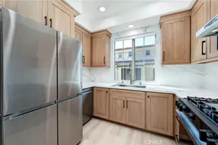 33 Silverado, Irvine, CA 92618 - Photo 18