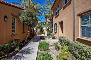 33 Silverado, Irvine, CA 92618 - Photo 46