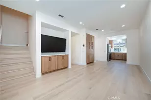 33 Silverado, Irvine, CA 92618 - Photo 8
