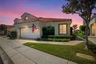 11 Calle Katrina, Rancho Santa Margarita, CA 92688 - Photo 2