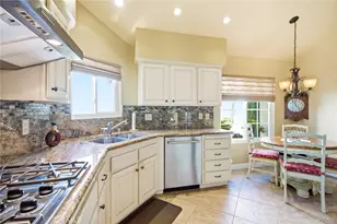 11 Calle Katrina, Rancho Santa Margarita, CA 92688 - Photo 14