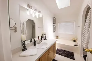 19251 Brookhurst, Huntington Beach, CA 92646 - Photo 4