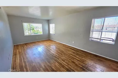 1139 E 67th Street, Inglewood, CA 90302 - Photo 2