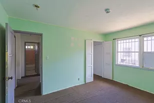 10956 S Western Ave, Los Angeles, CA 90047 - Photo 28